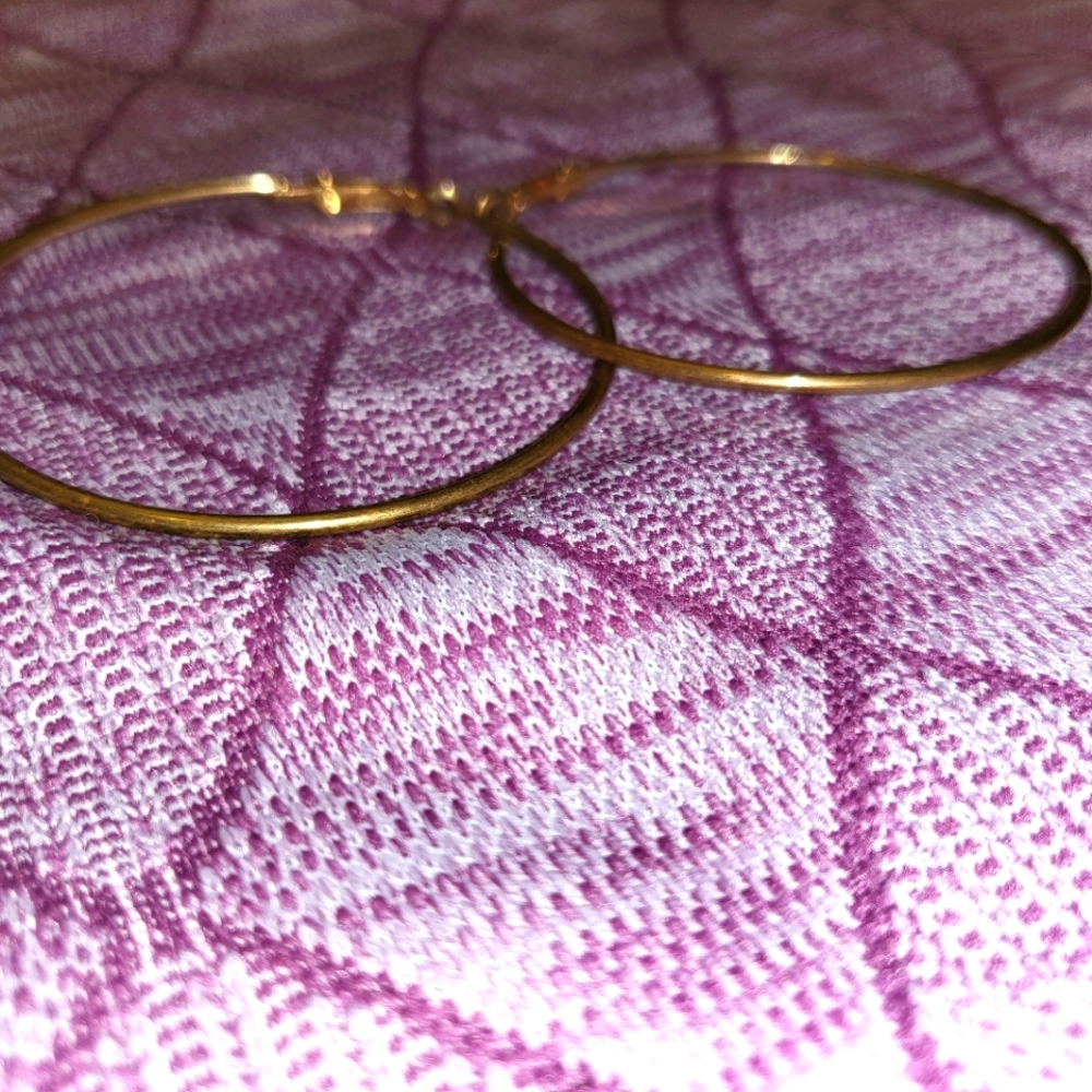 Large hoops - Amazing quality. Estate find. Untested.